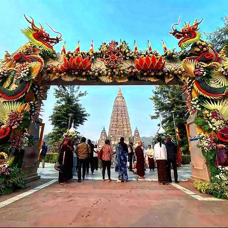 Nilam Guest House พุทธคยา ภายนอก รูปภาพ