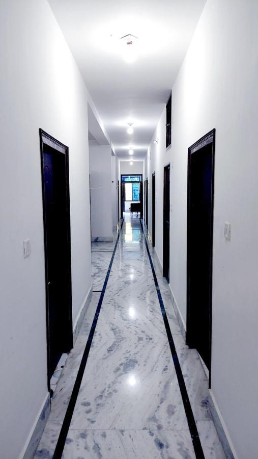 Nilam Guest House พุทธคยา ภายนอก รูปภาพ