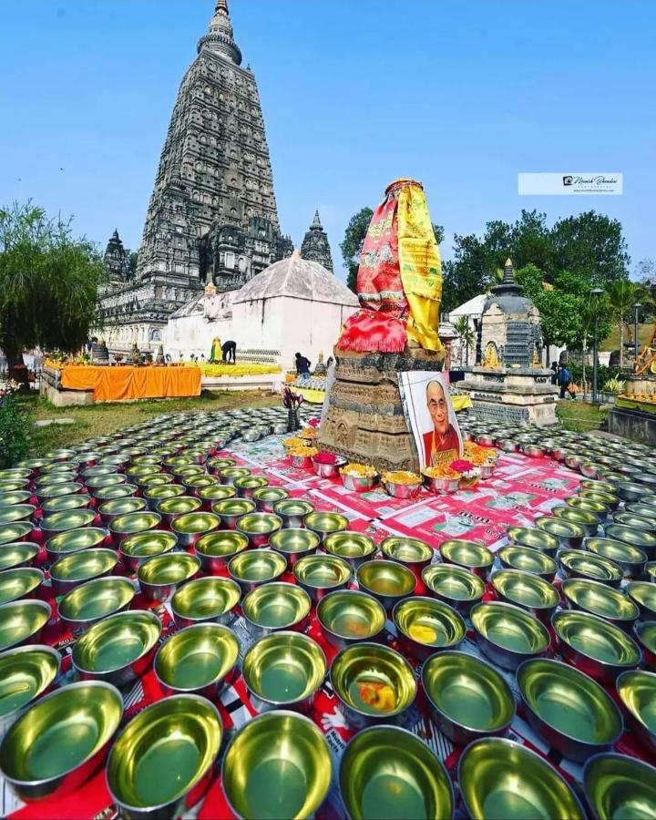 Nilam Guest House พุทธคยา ภายนอก รูปภาพ