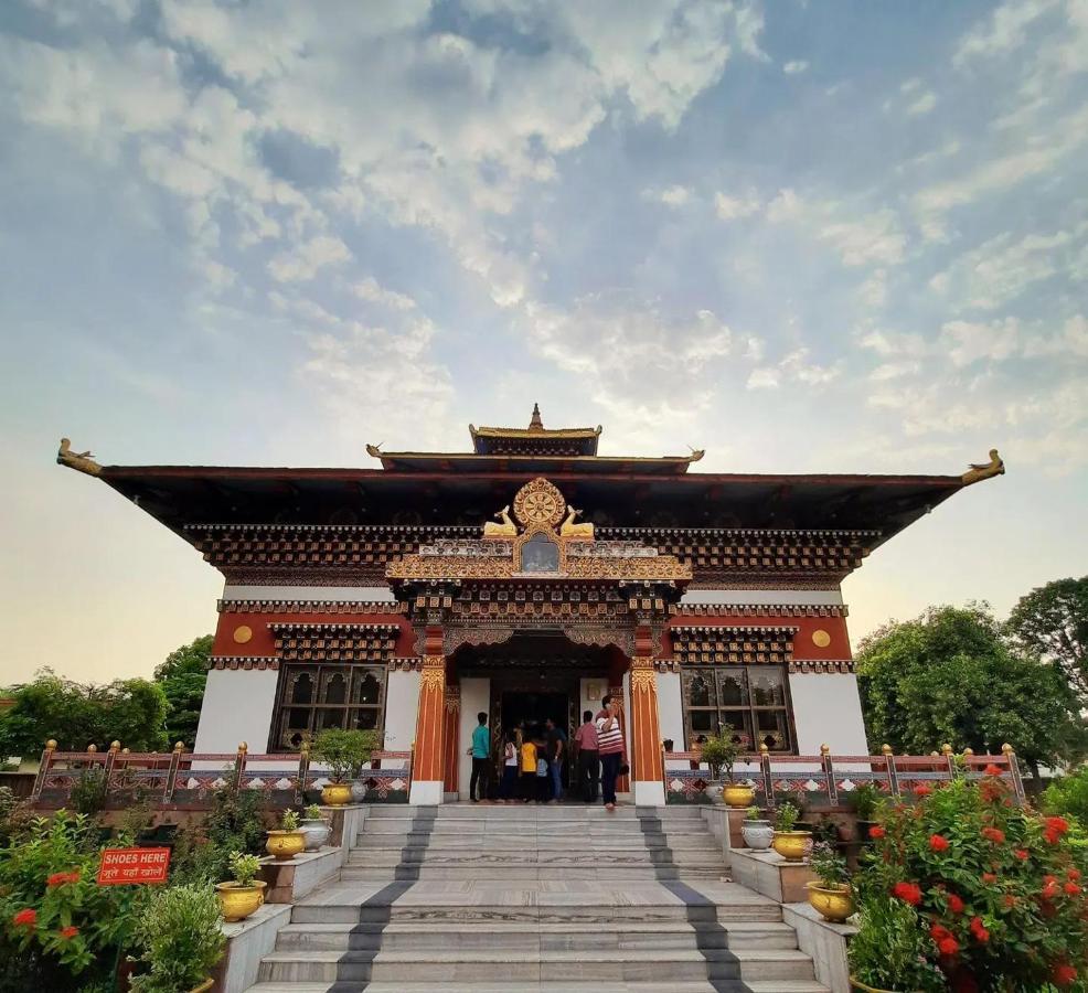 Nilam Guest House พุทธคยา ภายนอก รูปภาพ